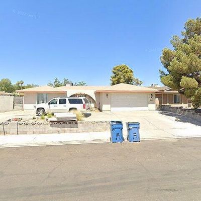 4409 Bluecrest Rd, Las Vegas, NV 89121