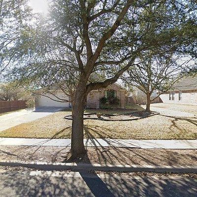 365 Hometown Pkwy, Kyle, TX 78640