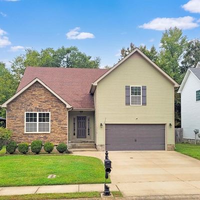 3658 Fox Tail Dr, Clarksville, TN 37040