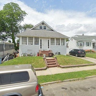 37 S Oak Ave, Mount Ephraim, NJ 08059