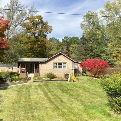 37484 Applegate Rd, Lisbon, OH 44432