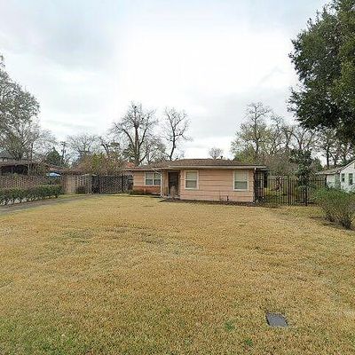 3815 Charleston St, Houston, TX 77021