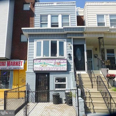 3880 Glendale St, Philadelphia, PA 19124