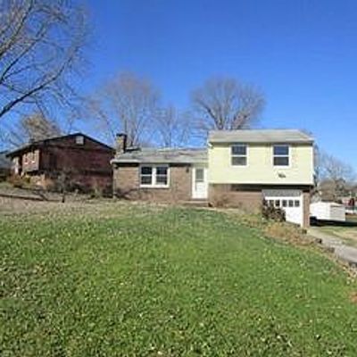 4 Meadowood Dr, Cheswick, PA 15024