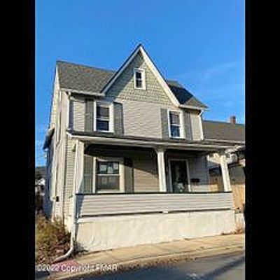 5 Pen Argyl St, Pen Argyl, PA 18072