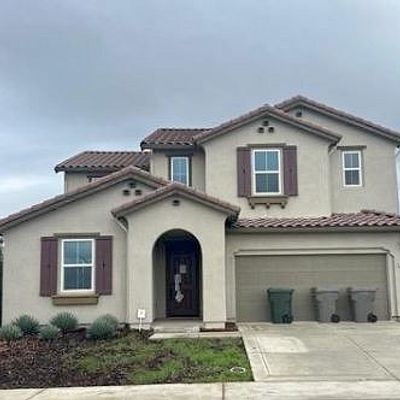 5122 Summerfaire Dr, Roseville, CA 95747