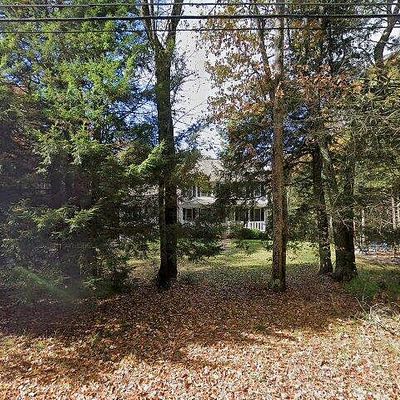 52 Barre Rd, Hubbardston, MA 01452