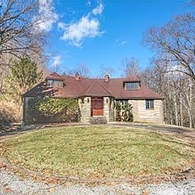 52 Little Sewickley Creek Rd, Sewickley, PA 15143