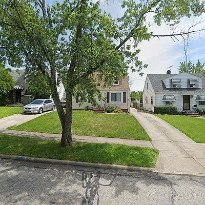 5341 Hollywood Ave, Maple Heights, OH 44137