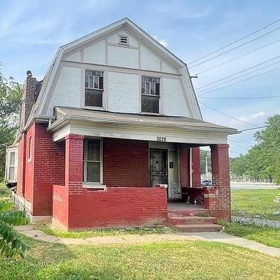 5541 Genevieve Ave, Saint Louis, MO 63120