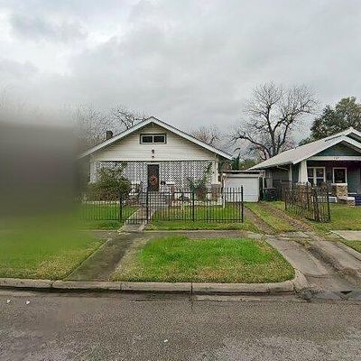 4511 Park Dr, Houston, TX 77023