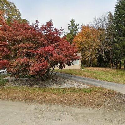 46 Lake Pkwy, Webster, MA 01570