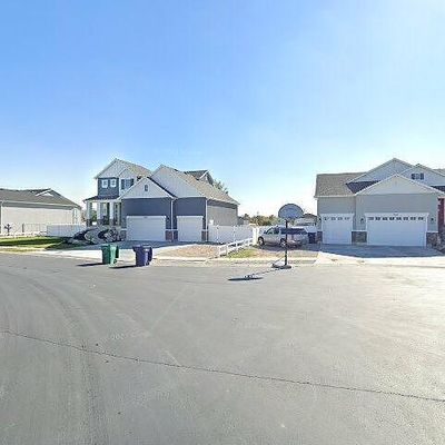 4723 S 5675 W, Hooper, UT 84315