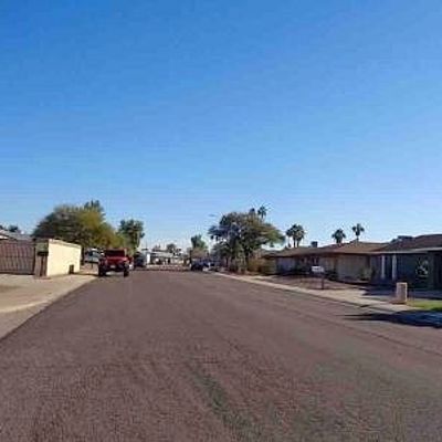 4747 W Echo Ln, Glendale, AZ 85302