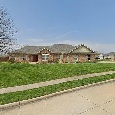 4805 Aspen Ridge Dr, Columbia, MO 65202