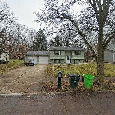 4978 Commanche Trl, Stow, OH 44224