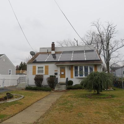 613 Manor Rd, Beverly, NJ 08010