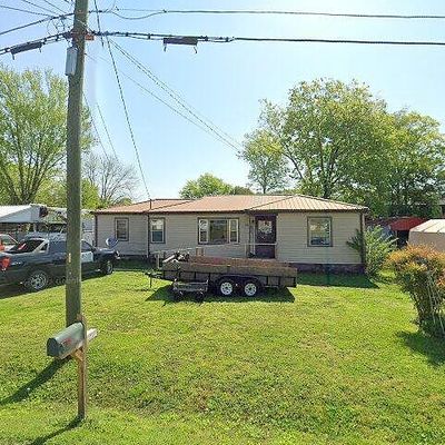 621 Martha Ave, Gallatin, TN 37066