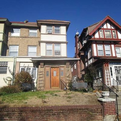 6221 Carpenter St, Philadelphia, PA 19143