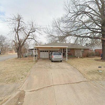 628 N Broadway, Edmond, OK 73034