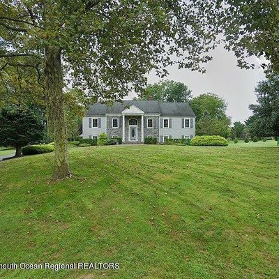 65 Tulip Ln, Colts Neck, NJ 07722