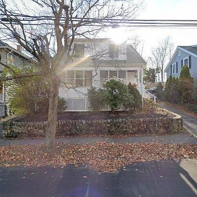 67 Franklin Ave, Swampscott, MA 01907