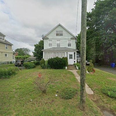 68 Brewer St, East Hartford, CT 06118