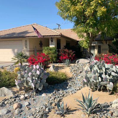 68140 Tortuga Rd, Cathedral City, CA 92234