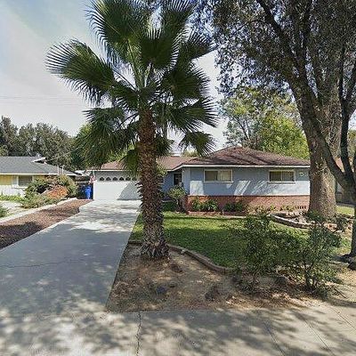 6830 Malibu Dr, Riverside, CA 92504