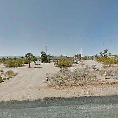 57661 Aberdeen Dr, Yucca Valley, CA 92284