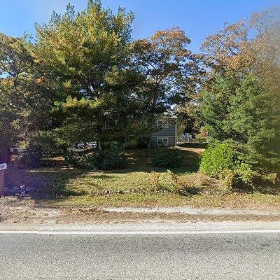 579 W Yarmouth Rd, West Yarmouth, MA 02673