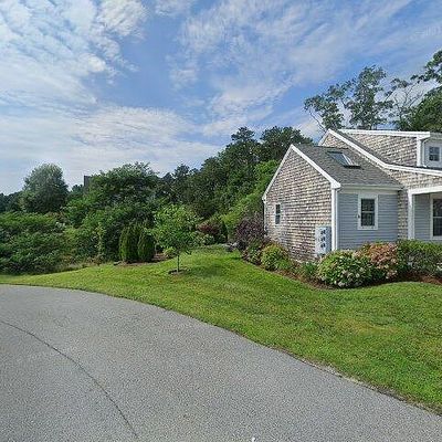 6 Schooner Ln #B, Mashpee, MA 02649