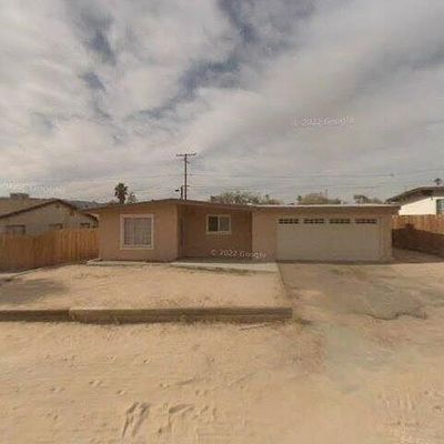 6006 Mojave Ave, Twentynine Palms, CA 92277