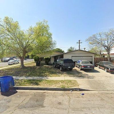 604 N Rosalind Ave, Rialto, CA 92376