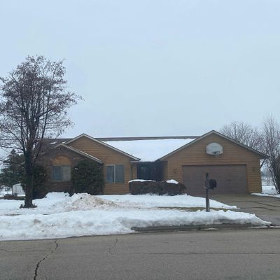 609 Broadview Dr, Green Bay, WI 54301
