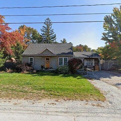 8 Whittemore St, Bedford, NH 03110