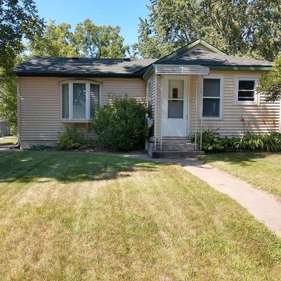 801 Irving Ave Nw, Elk River, MN 55330