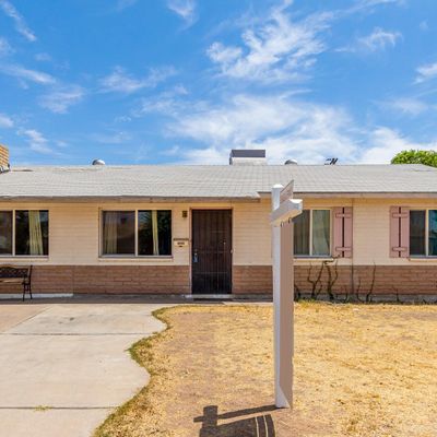 8241 W Trafalgar Ave, Phoenix, AZ 85033