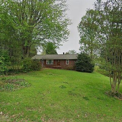 825 Fox Squirrel Ridge Rd, Pickens, SC 29671