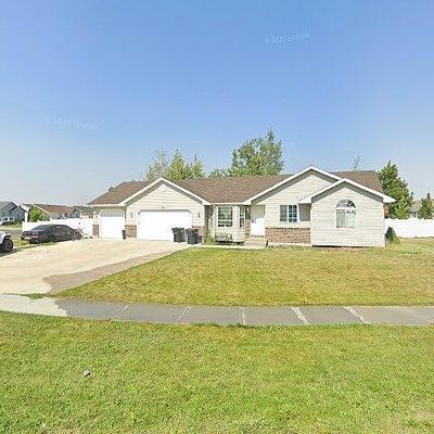 833 Barnwood Dr, Ammon, ID 83406