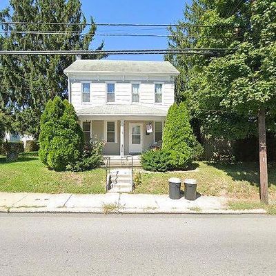 852 York St, Hanover, PA 17331