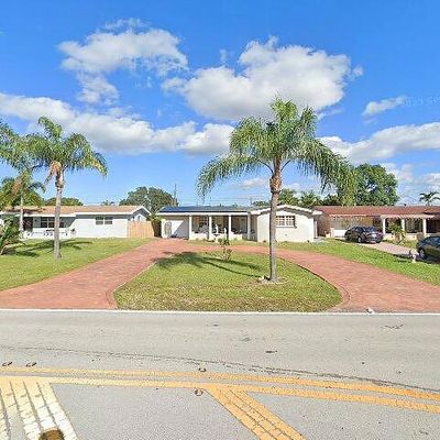 8601 Johnson St, Pembroke Pines, FL 33024