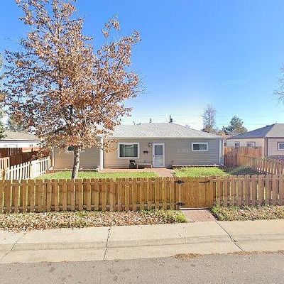 870 Vaughn St, Aurora, CO 80011