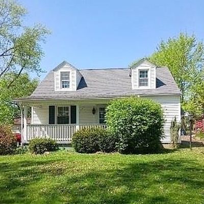 880 Woodland Rd, Sharpsville, PA 16150