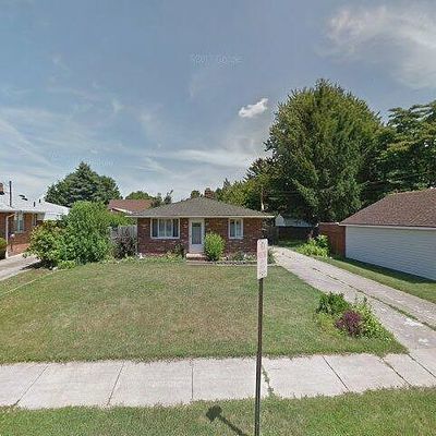 705 Woodstock Rd, Akron, OH 44312