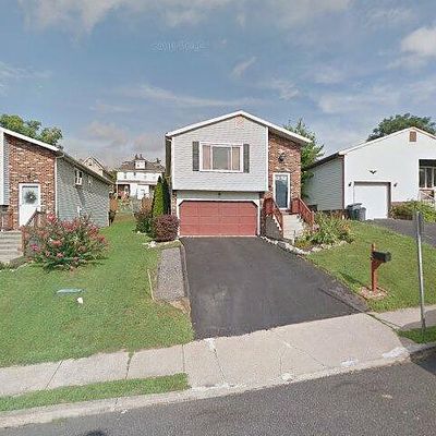 712 Sterlingworth Ter, Easton, PA 18042