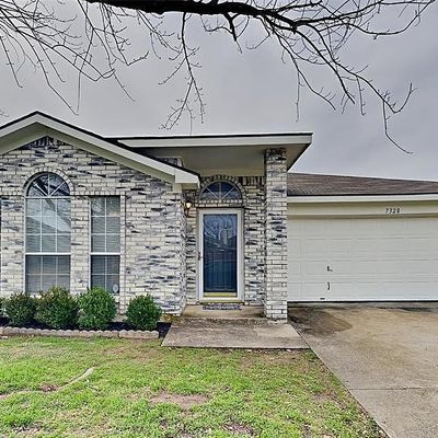 7328 Royal Oak Dr, Benbrook, TX 76126