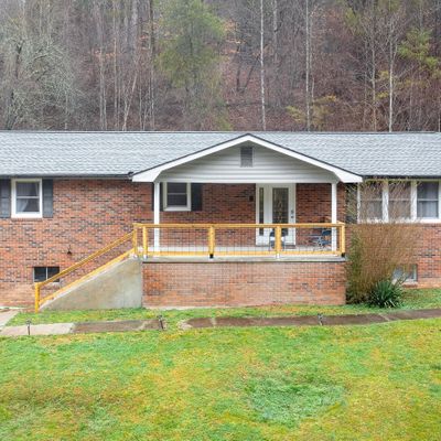 739 Rock Creek Ln, La Follette, TN 37766