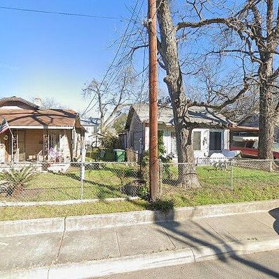 739 W Glenn Ave, San Antonio, TX 78225