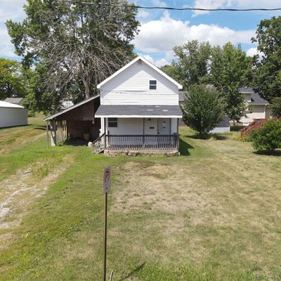 740 N 3 Rd Ave E, Newton, IA 50208